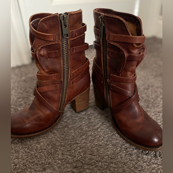 Freebird Leather Baker Boots Booties Block Heel 7 Brown Cognac - Picture 10 of 10